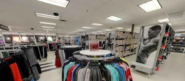 Le Creuset Outlet Store