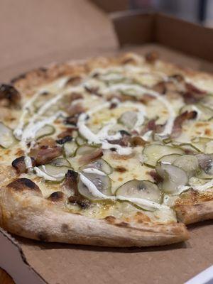 Chef Rob's Side Hustle Pizza Truck