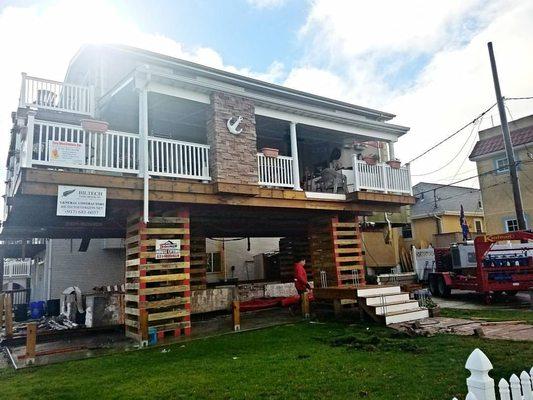 Ironmen House Lifting