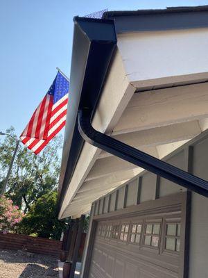 Black 5 "inch seemless gutters