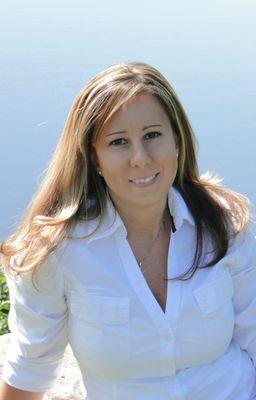 Rachel Grills-Botelho CT & RI REALTOR® Almost Home Real Estate