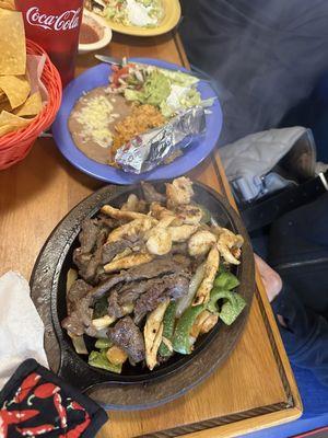 fajitas combination ( chicken, steak, and shrimp )