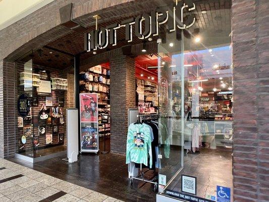 Hot Topic