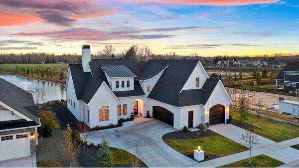 Signature Roofing Mountain Home