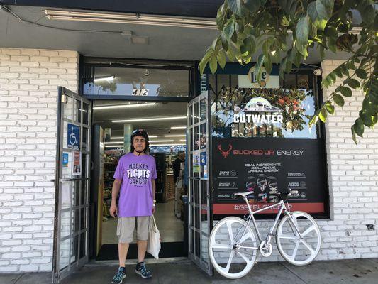 Marina Liquor Market