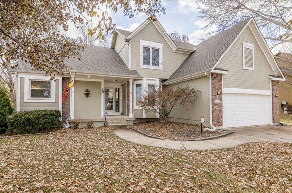 T and C Collective - Platinum Realty