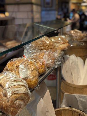 Eatzi’s Market & Bakery