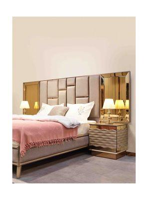 Bed frame and 2 nightstands w/mirror