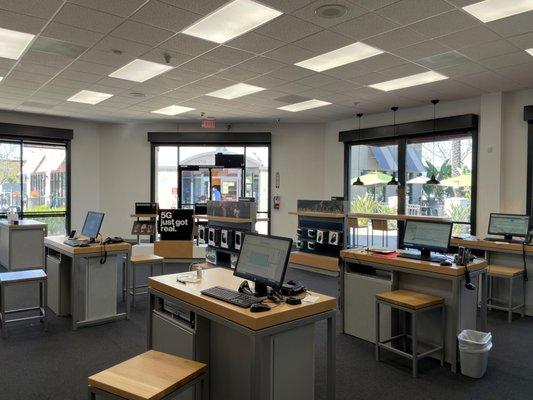 Victra - Verizon Authorized Retailer