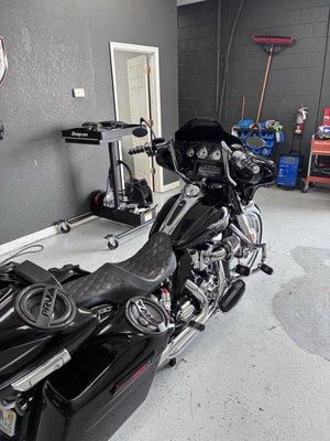 Harley Davidson Street Glide audio rewire and stereo upgrade.