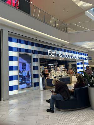 Bath & Body Works