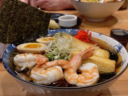 Best spicy ramen noodle ever!!