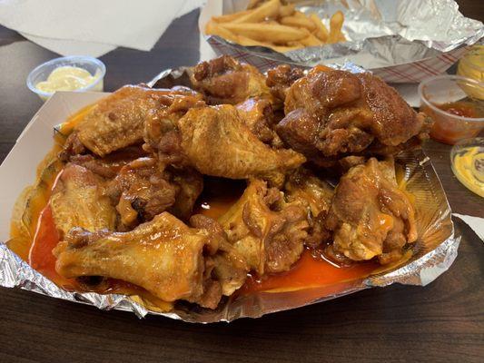 Buffalo... Excellent Sauce!!! Cooked perfectly!!!