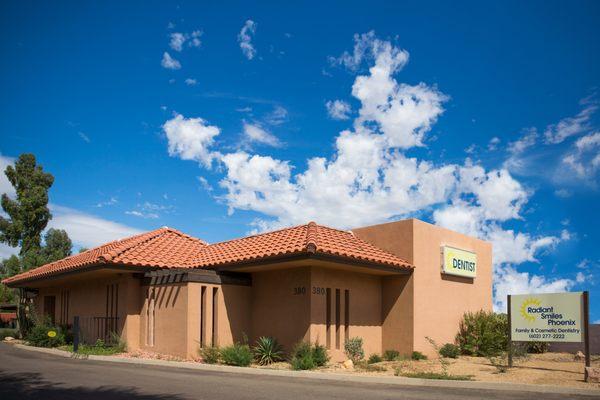 Radiant Smiles Phoenix 602 277 2222