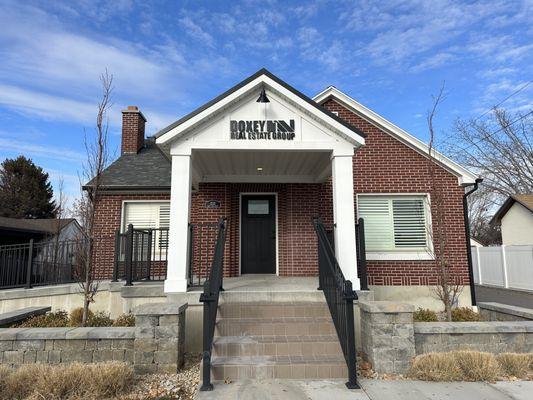 Doxey Real Estate Group