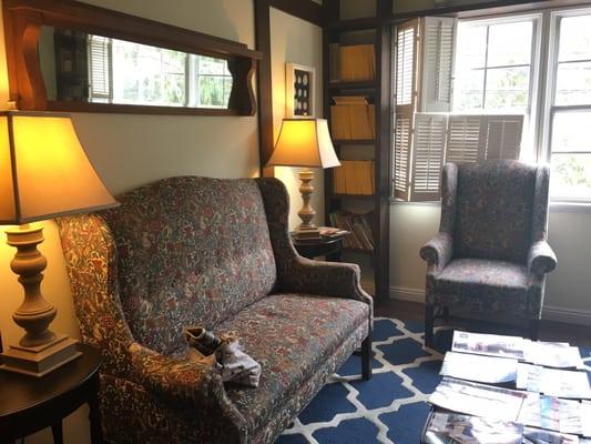 Jensen L Rhonda, DDS