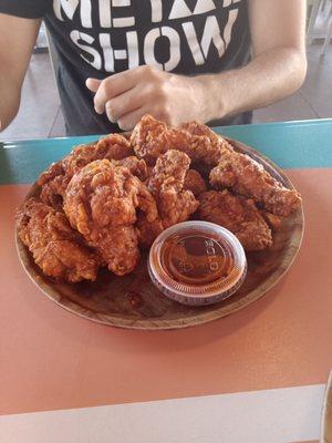 Hooters