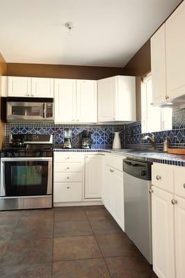 Kitchen in Flat #2 (2 bedroom/2 bath)