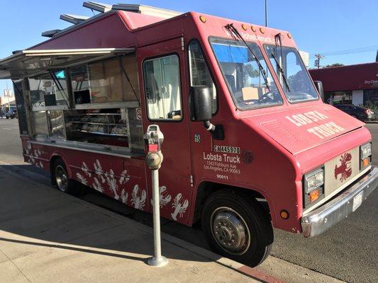 When you see this LOBSTA TRUCK -run don't walk