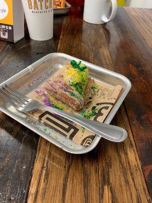 This is the Mardi Gras Cheesecake Bonut and omg it is soo amazing with a warm coffee I high recommend this.