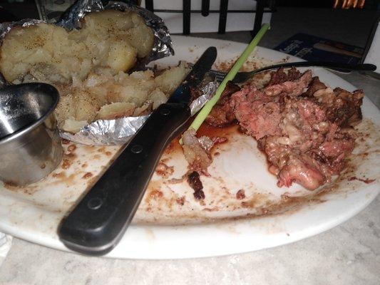 FoxHaus Bar & Grill