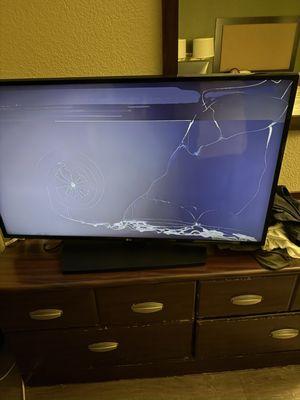 Broken tv that they knew about