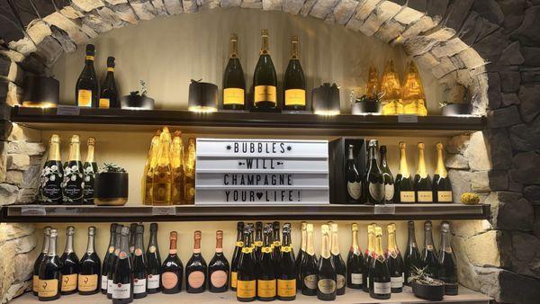 Radcliffe’s Speakeasy & Supper Club