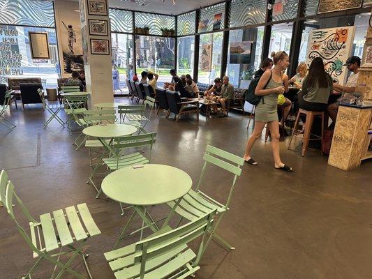 Signature Gallery Waikiki