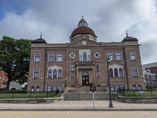 Current exterior of the building