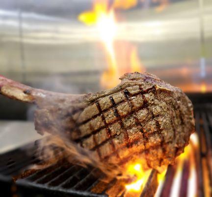 Grilled Tomahawk Steak