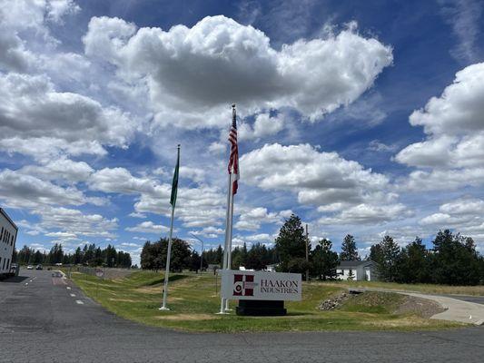 Haakon Industries