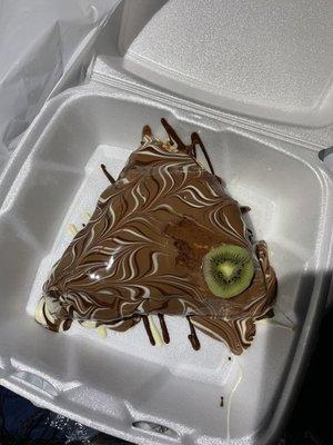 crepe with kiwi, banana & strawberry inside