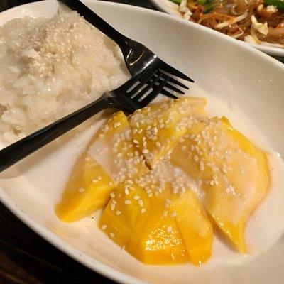 Mango sticky rice