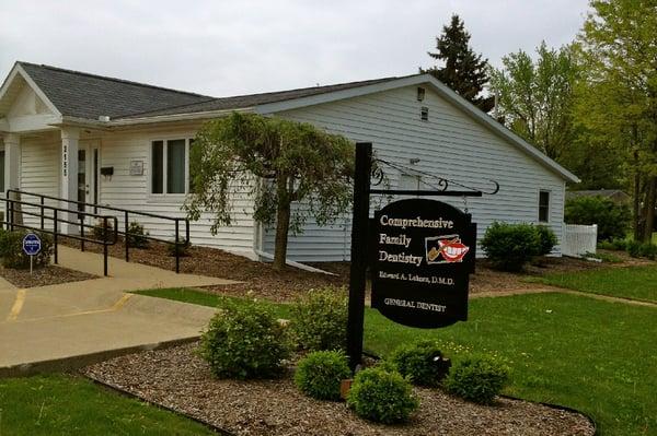 Edward A Lohnes DMD Inc