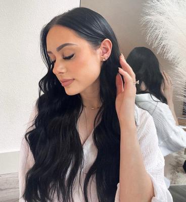 Volume Wispy Lashes
Book at Clubbaybeautybar.com or @Club_Bay