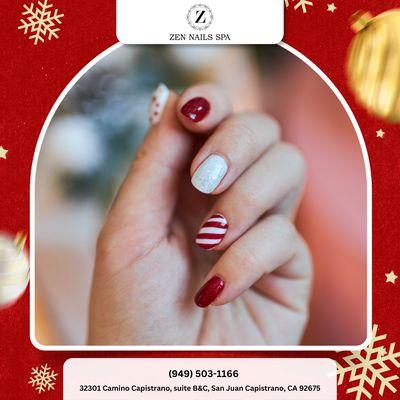 Christmas meets elegance with floral holiday nail art! Bring the beauty of winter blooms to your fingertips. Book now!
-------------