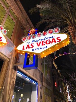 Welcome to Fabulous Vegas