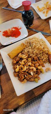 CASHEW CHICKEN, fried rice, egg roll