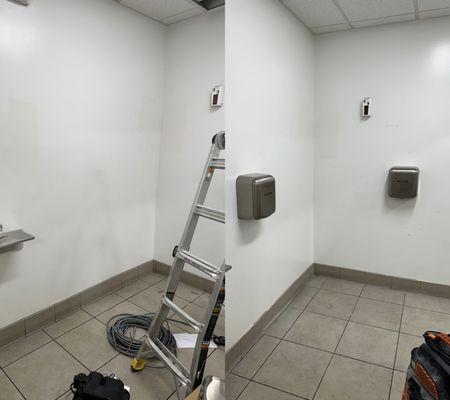 Hands dryer installed