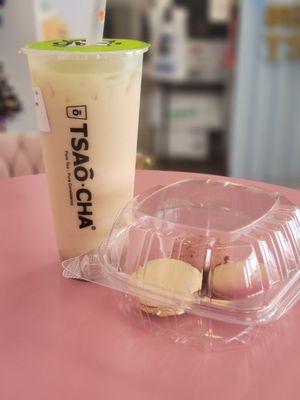 Milk Tea and macaroons