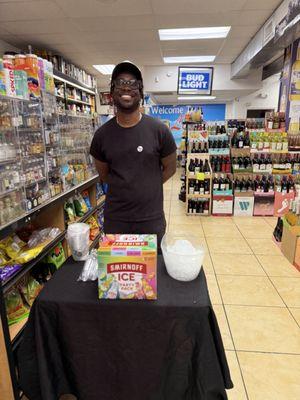 Beno's Liquors