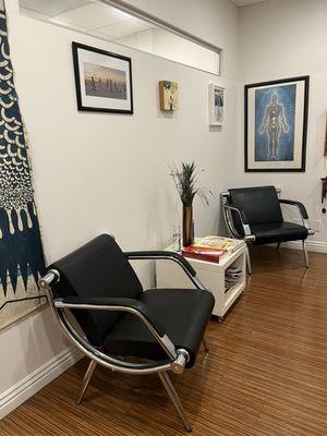 Donnielle James, LAc