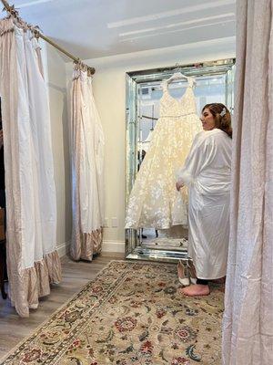 Floraison Bridal Loft & Petite Venue