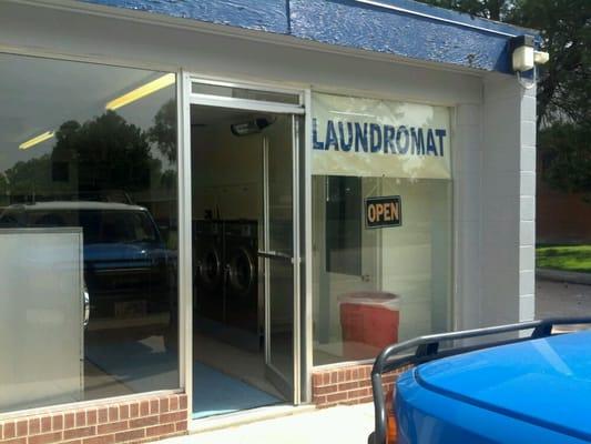 Brush Cleaners & Laundry