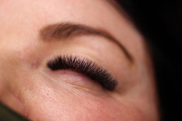 Russian Volume Eyelash Extensions