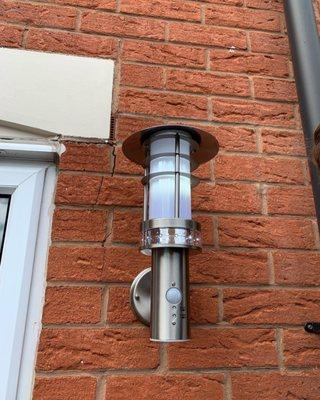 Glitch Emergency Electrician