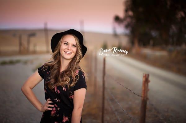 Dena Rooney Photographer