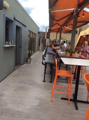 Socialite Beauty Bar