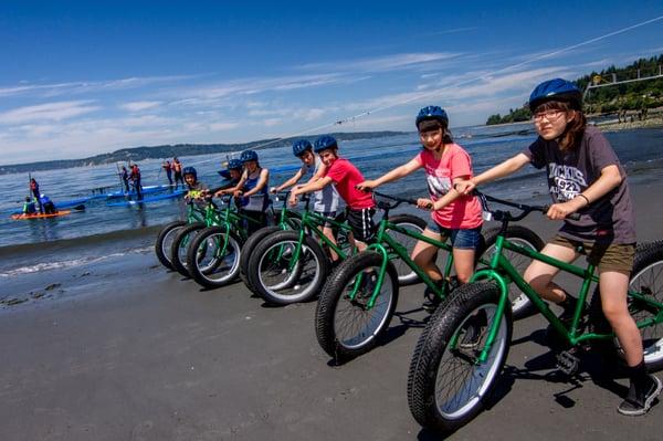 We have a variety of low tide activities including fat tire beach bikes, skim boarding, and marine biology collecting walks!