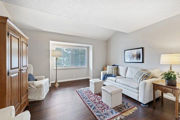 Silvia Berlin - RE/MAX Coastal Homes